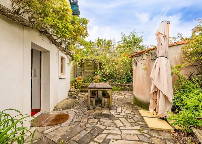 Maison De Charme - 400m *